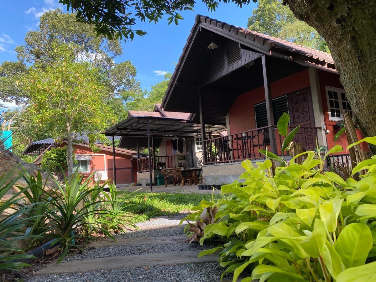 Chomklong Experience Bed & Breakfast Pakchong Exterior photo